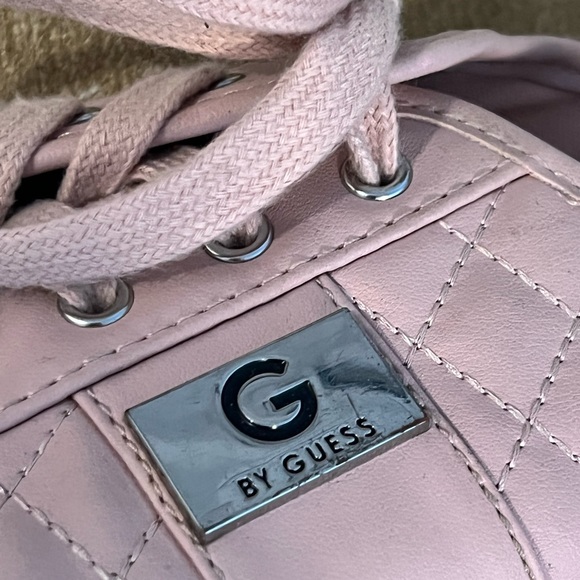 Blush pink guess sneakers - Picture 4 of 4